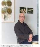 Article in De Volkskrant by Wieteke van Zeil, photo by Tomas Mutsaers with director Colin Huizing, about the group exhibition When I was you, Collectie Bob en Annelies van Eerd,  Rotterdam (NL, 2025-2026)