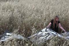 Filmstill performance "Escultura da Natureza", during the residency at Fundacao Obras, Évora Monte, Alentejo, Portugal , May 26th, 2024. Filmed  by Ludger van der Eerden (PT)